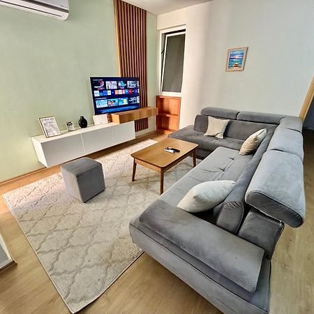 Edi'S Apartament Tiran Dış mekan fotoğraf