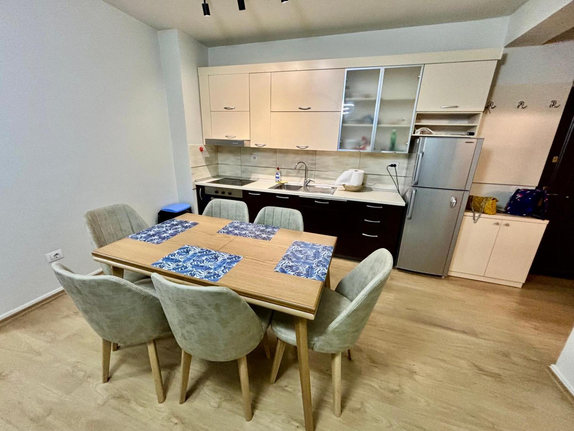 Edi'S Apartament Tiran Dış mekan fotoğraf