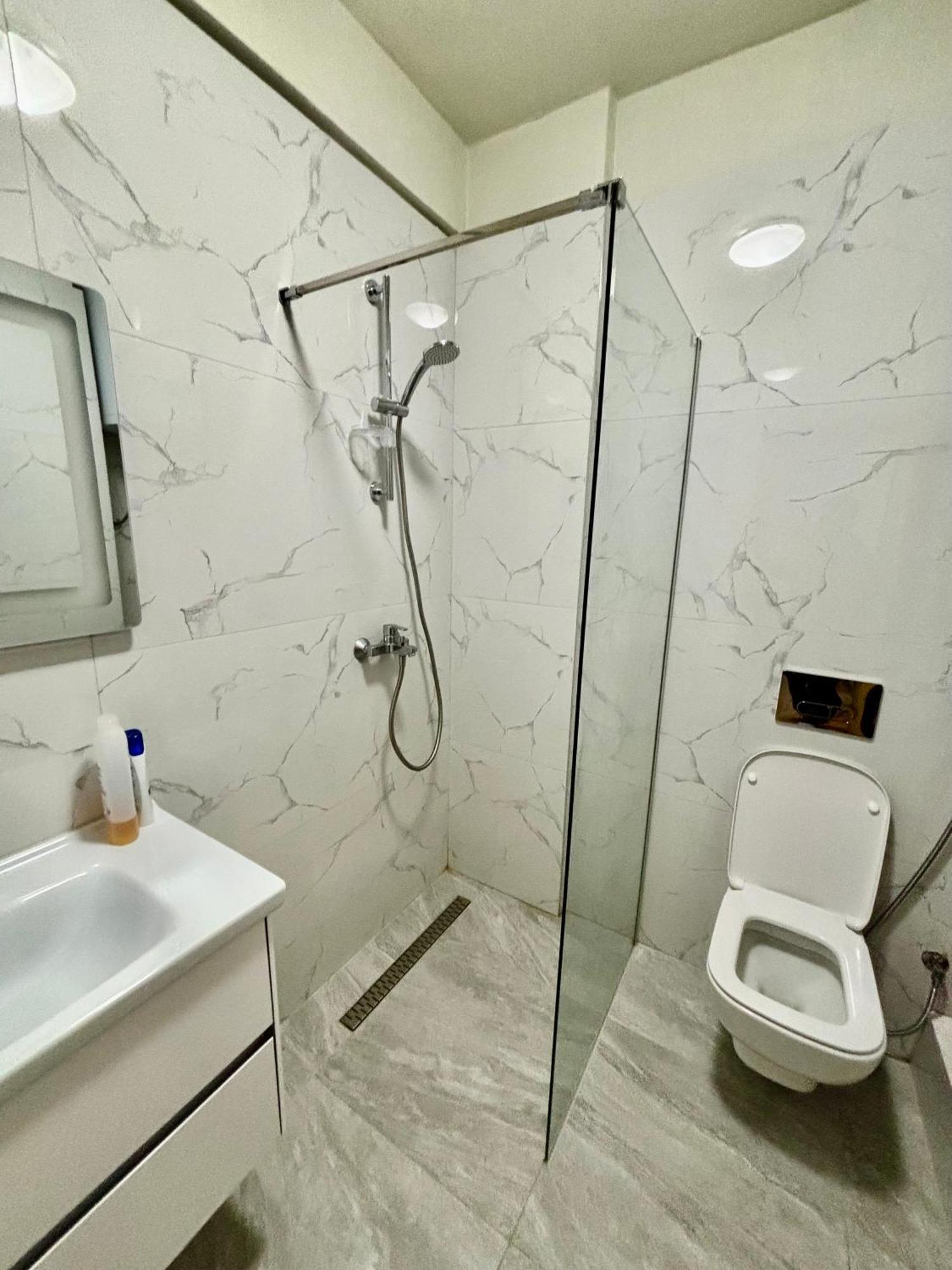 Edi'S Apartament Tiran Dış mekan fotoğraf