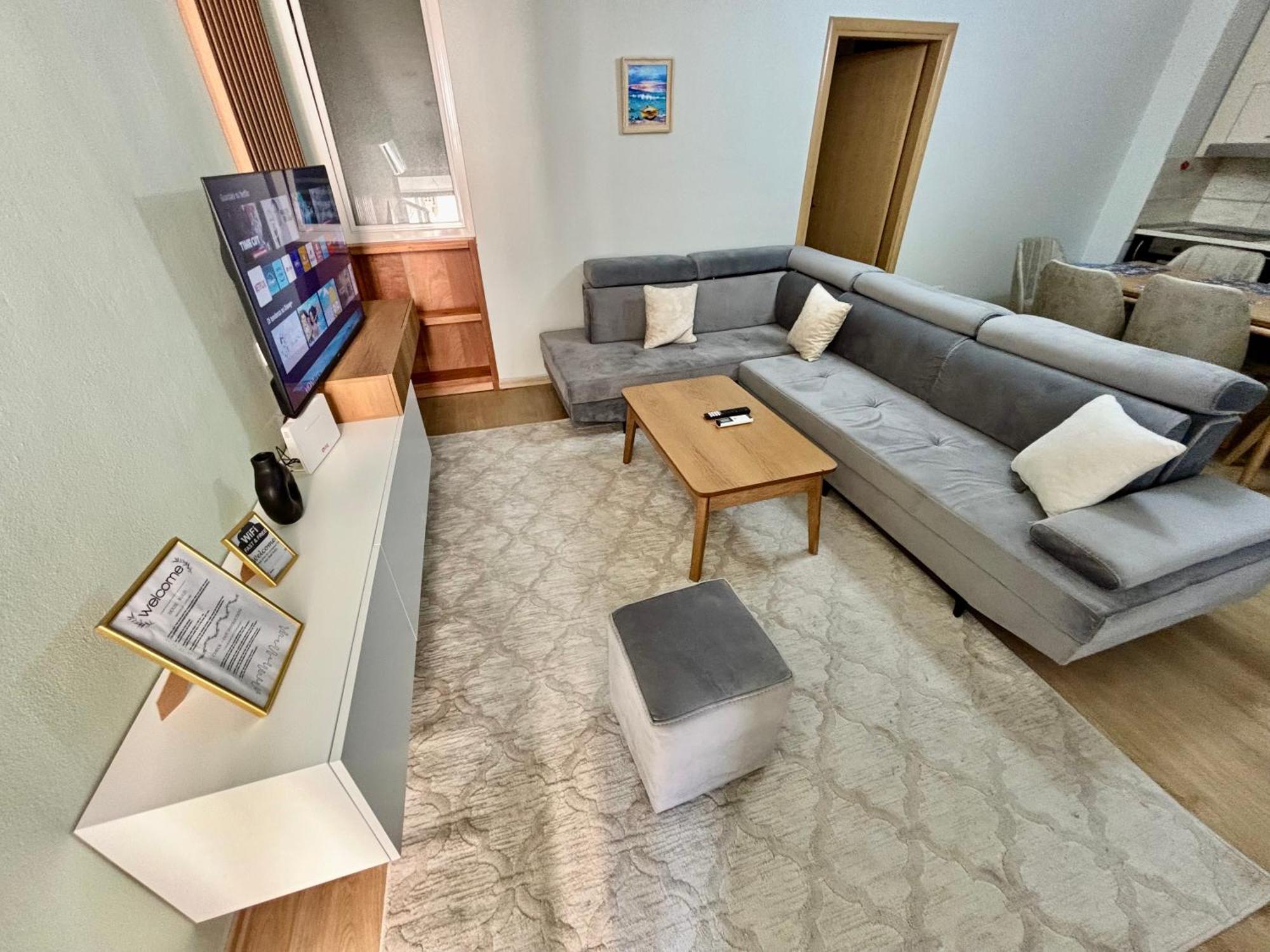 Edi'S Apartament Tiran Dış mekan fotoğraf